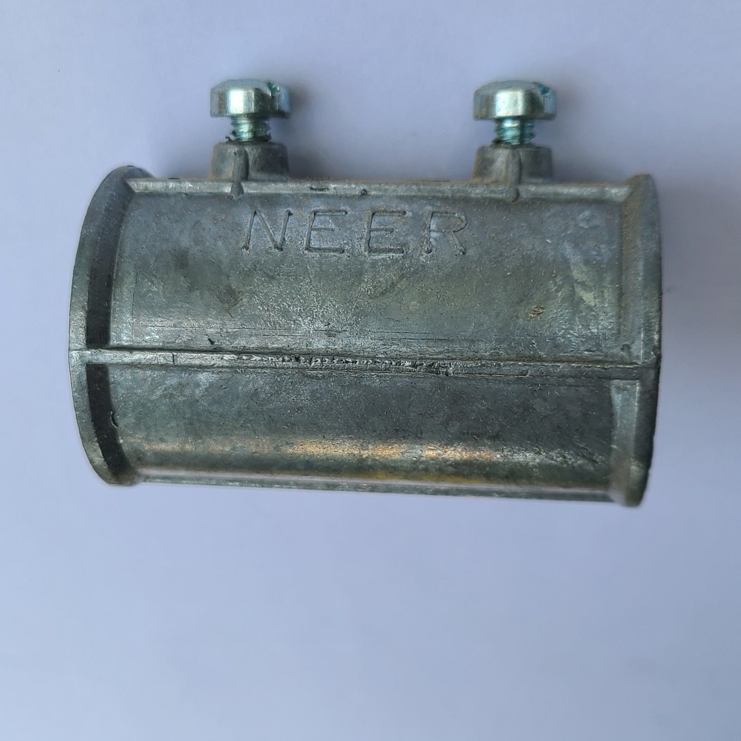Neer TC-513 Conduit Connector For 1" EMT