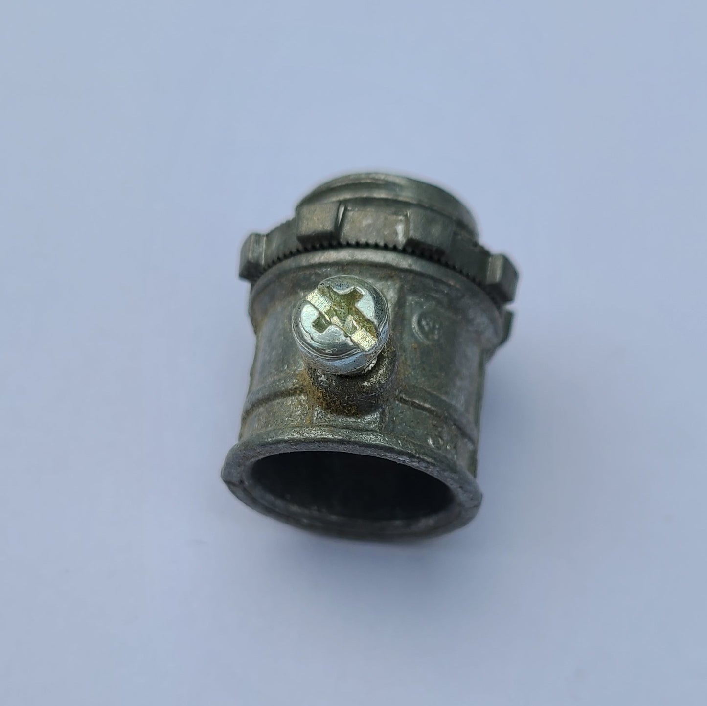 Neer TC-501 1/2" Trade Size EMT Connector